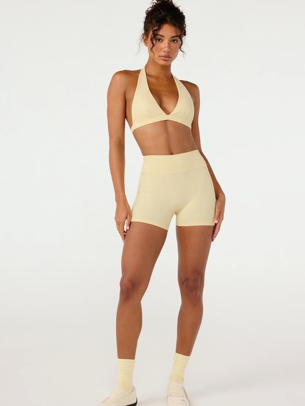 NWOT CSB CROP SHOP BOUTIQUE Invisible Scrunch Shorts 4” - Butter - Size small - Picture 2 of 7